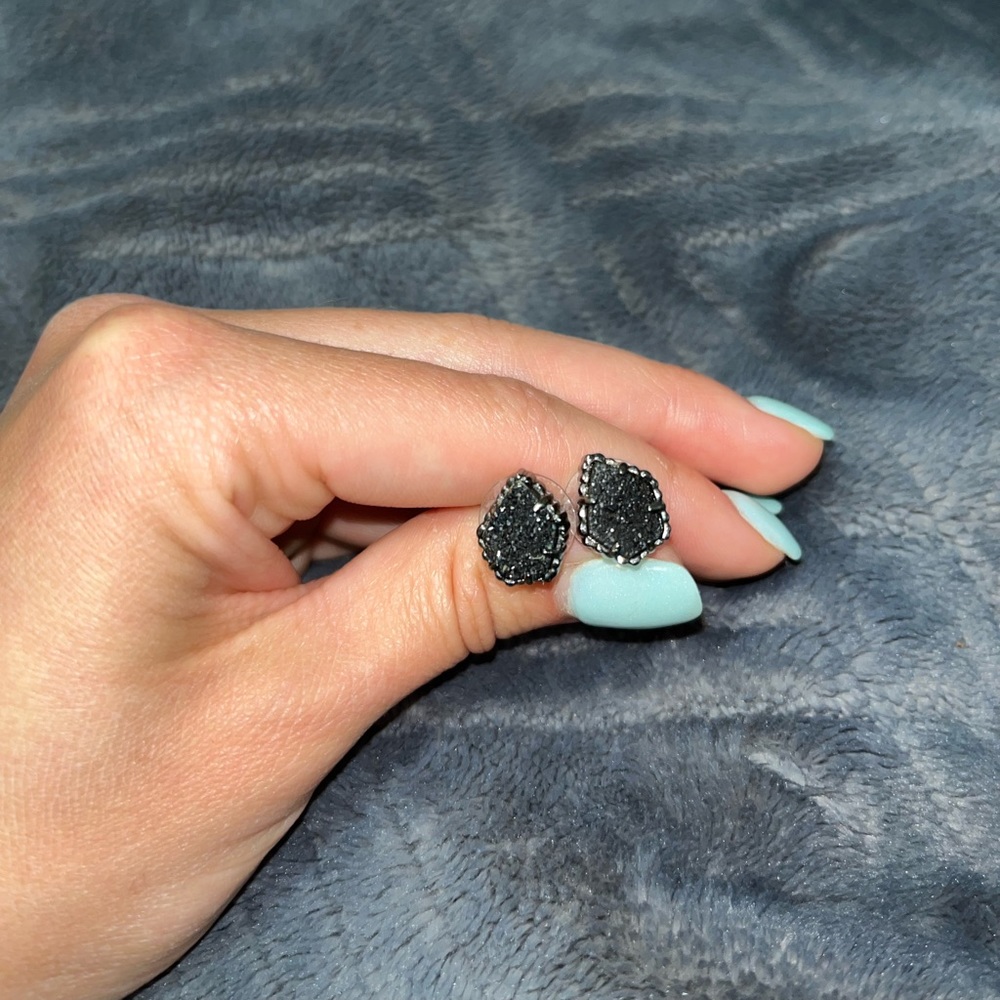 Tessa Gunmetal Stud Earrings in Black Drusy